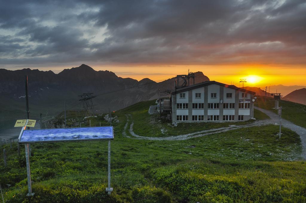 Berghotel Bonistock Frutt Buitenkant foto
